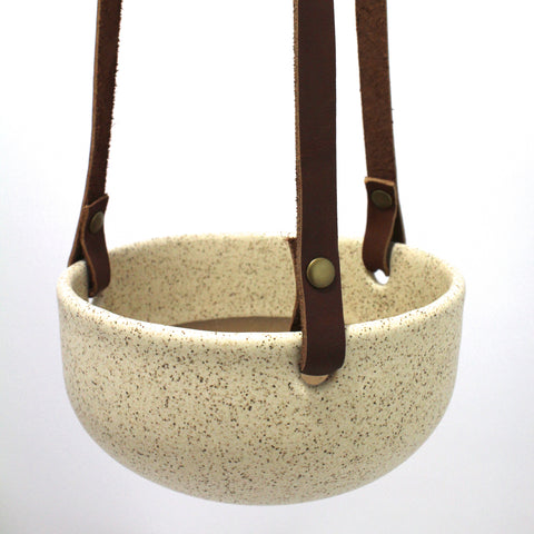 Hanging Pot | Sand